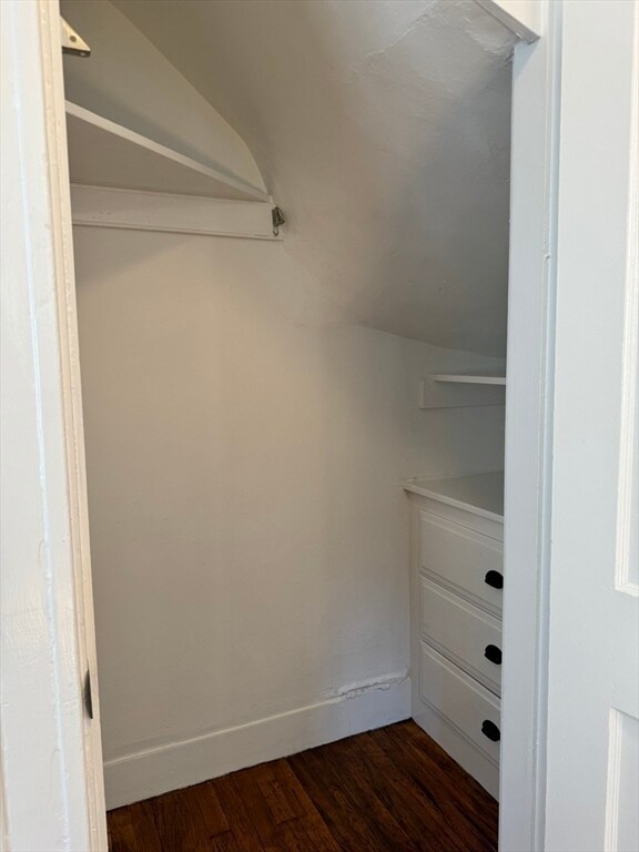 Building Photo - 10 Fawndale Rd