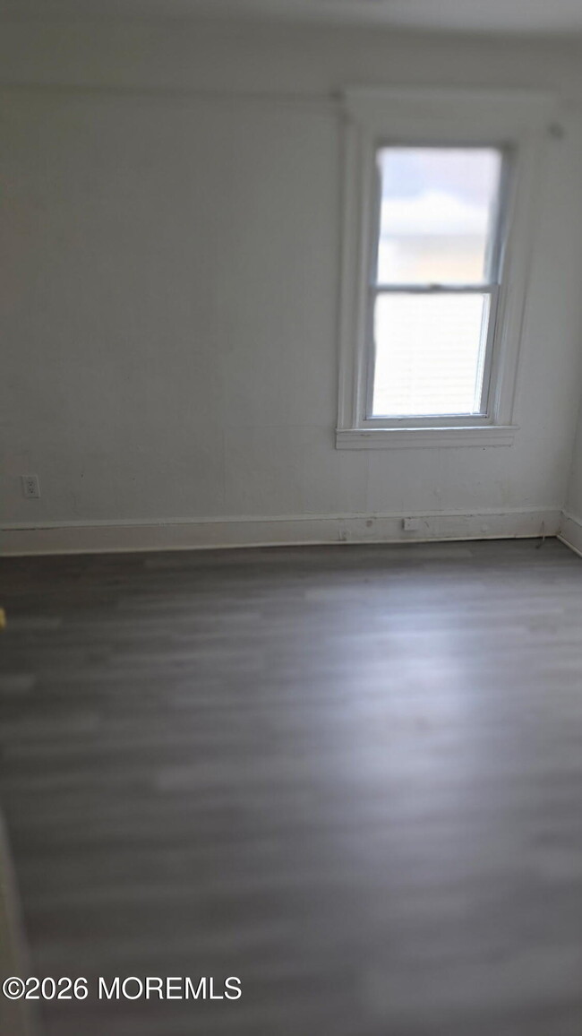 Building Photo - 21 Atkins Ave