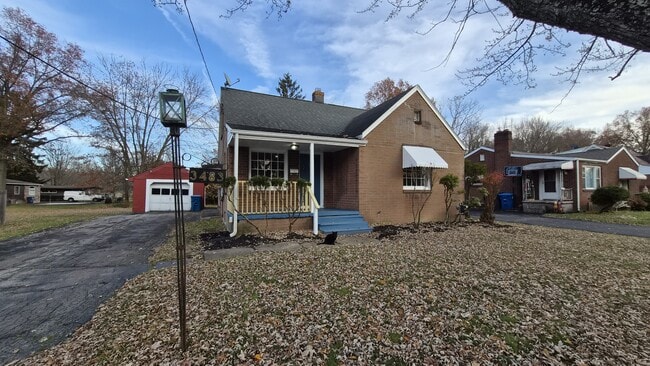 Building Photo - 3483 Hadley Ave