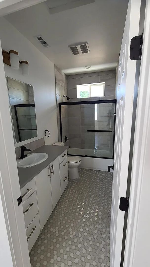 Building Photo - Brand new ADU in West Sacramento