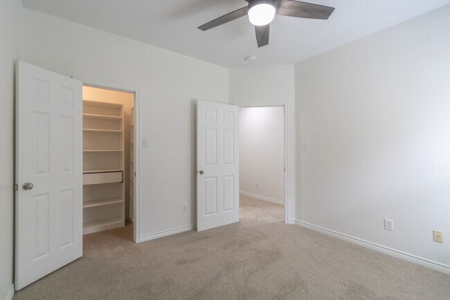 Building Photo - 2521 Durlston Ct, Cedar Park, TX 78613