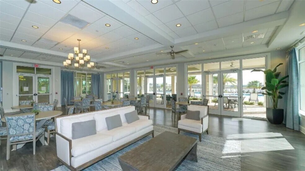 Building Photo - 17229 Blue Rdg Pl