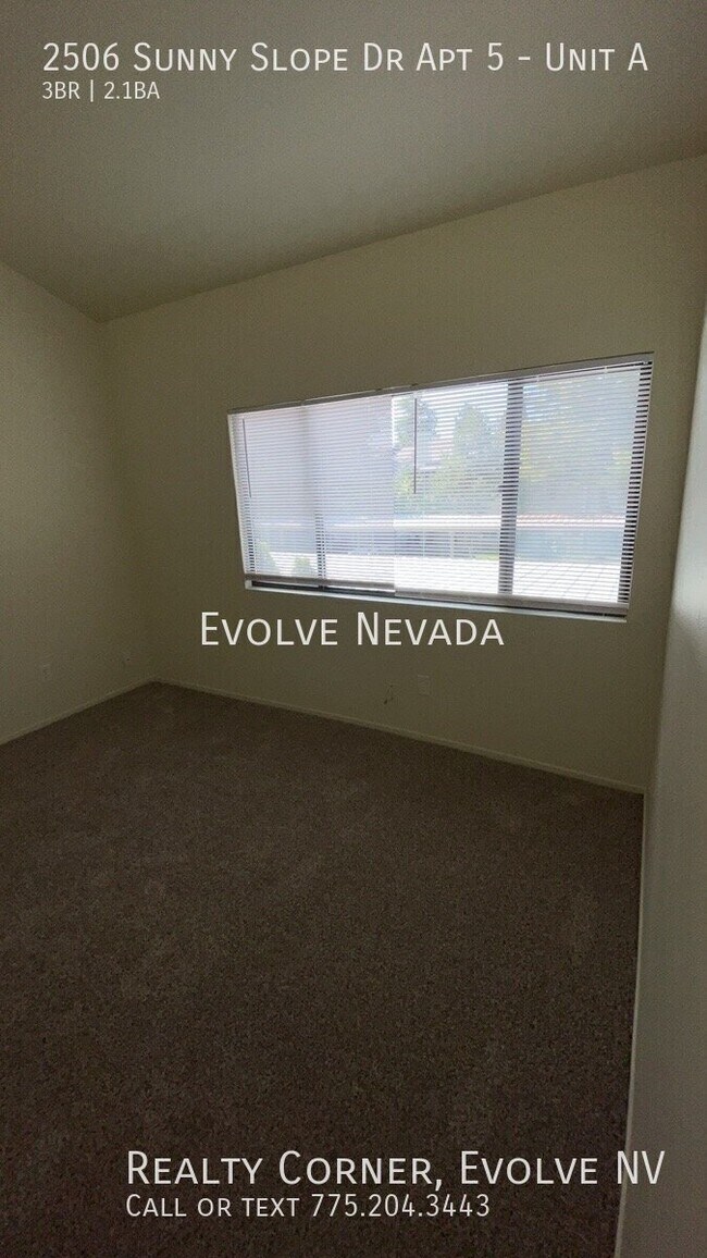 Building Photo - 2506 Sunny Slope Dr