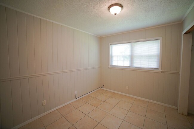 Building Photo - 3424 Orlando Dr