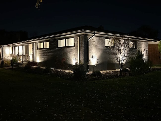 Building Photo - 7018 Le Claire Ave