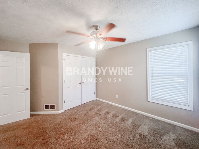 Building Photo - 45 Lydia Ct