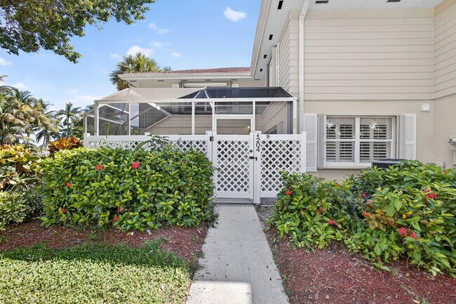 Building Photo - 4204 Roxbury Ct