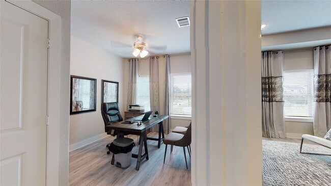 Building Photo - 9007 Lonestar Creekbend Ln