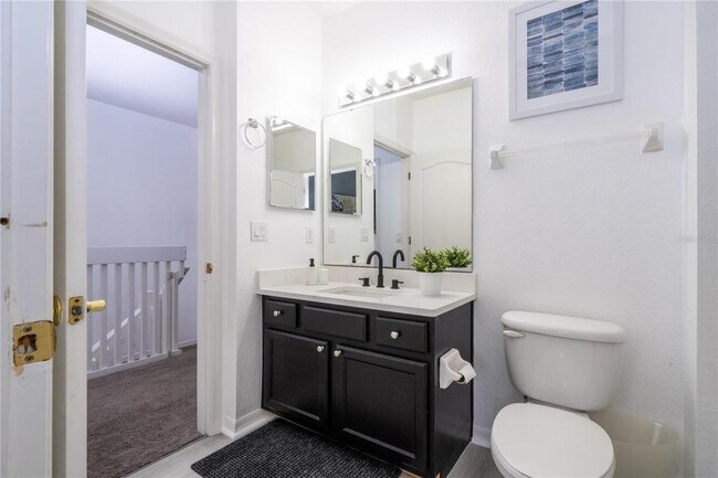 Building Photo - 2433 Caravelle Cir