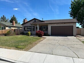 Building Photo - **READY FOR MOVE IN** SINGLE STORY HOME IN...