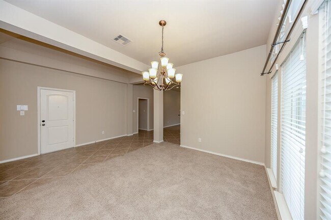 Building Photo - 29011 Davenport Dr