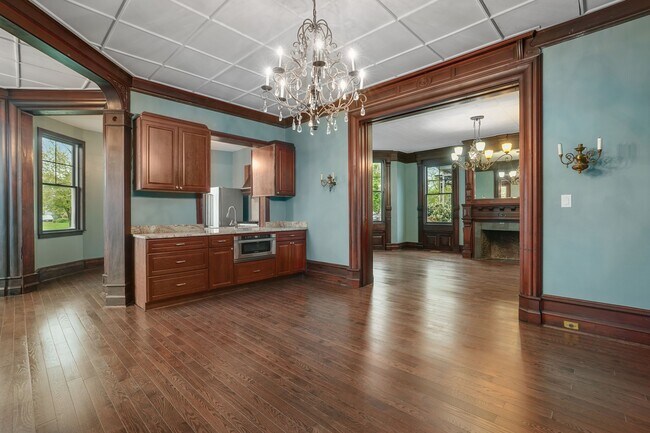 Building Photo - 1 Franklin Pl