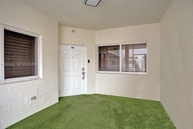 Building Photo - 7611 Southampton Terrace