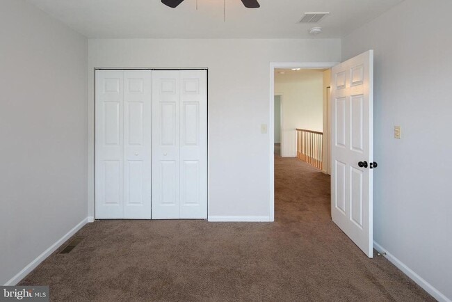Building Photo - 929 Shenkle Dr
