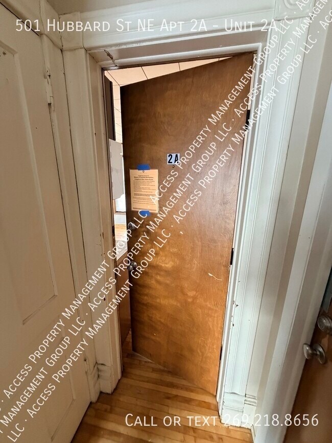 Building Photo - 501 Hubbard St NE