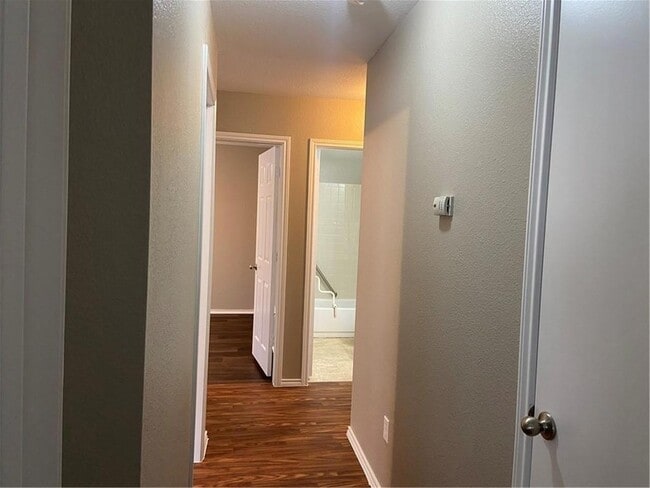 Building Photo - 1513 Big Bend Dr