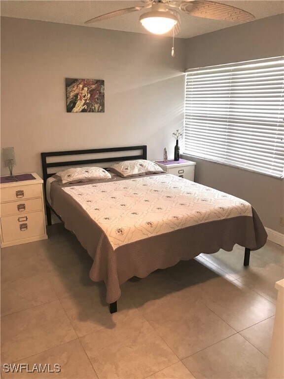 Building Photo - 1085 Forest Lakes Dr