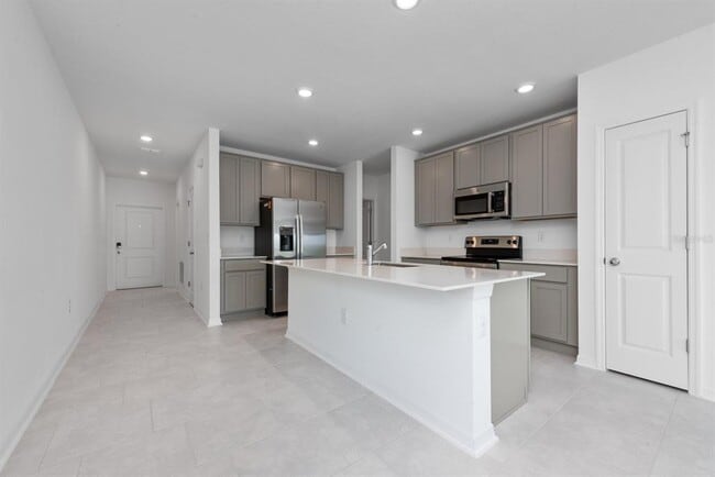 Building Photo - 573 Bell Prairie Cir
