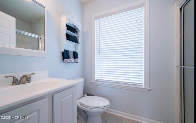 Building Photo - 136 Joseph St