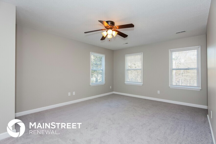 Building Photo - 19600 Whilehaven Ct