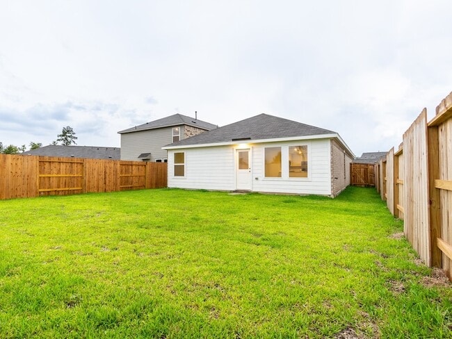 Building Photo - 31406 Pratola Serra Cir