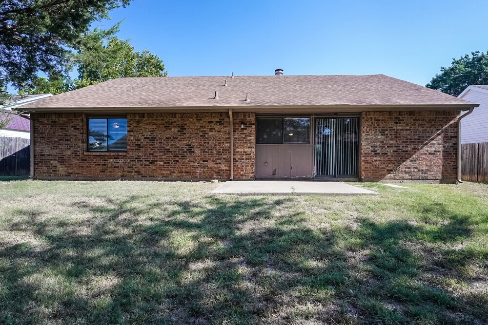 Building Photo - 3913 Horizon Pl