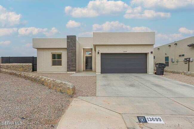 Primary Photo - 13699 Kathys Ct