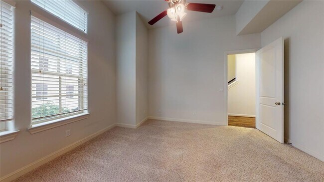 Building Photo - 1708 Upland Lakes