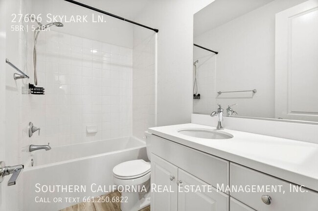 Building Photo - 27606 Skylark Ln