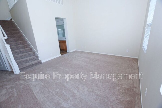 Building Photo - 363 Feather River Pl