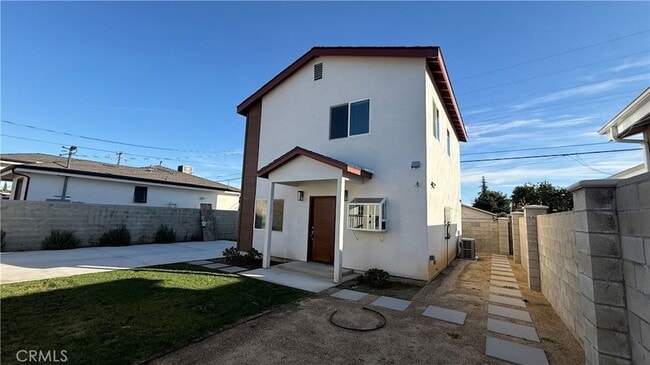 Building Photo - 3346 Brandon St