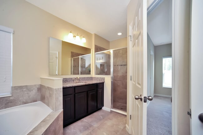 Building Photo - 1183 Musgrass Cir