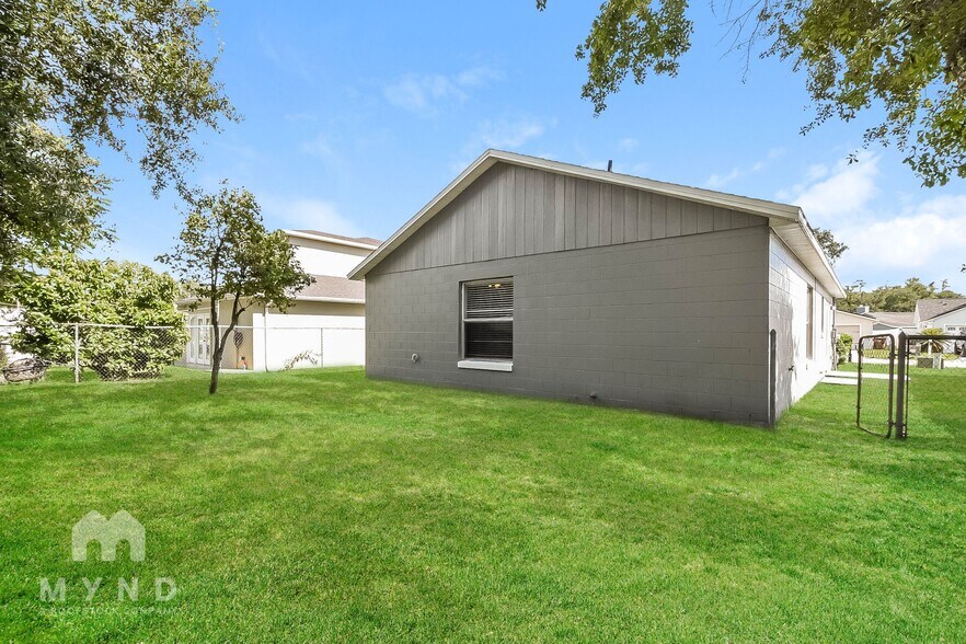 Building Photo - 1481 Harbin Dr