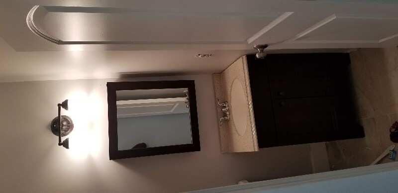 Building Photo - 5913 Lincoln St