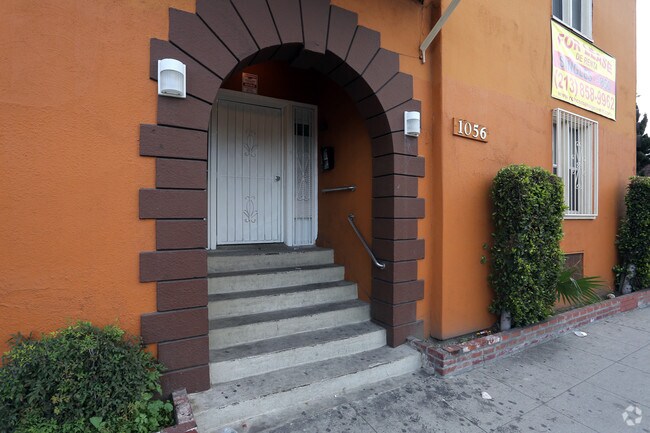 Building Photo - 1056 S Normandie Ave