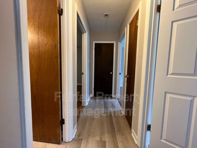 Building Photo - 1117 Pecan Pl
