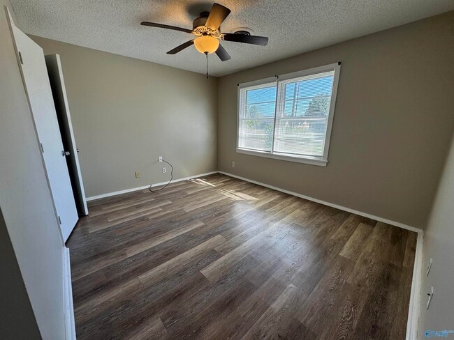 Building Photo - 193 Agua Dr