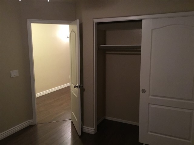 Building Photo - 110 W Diamond Trl