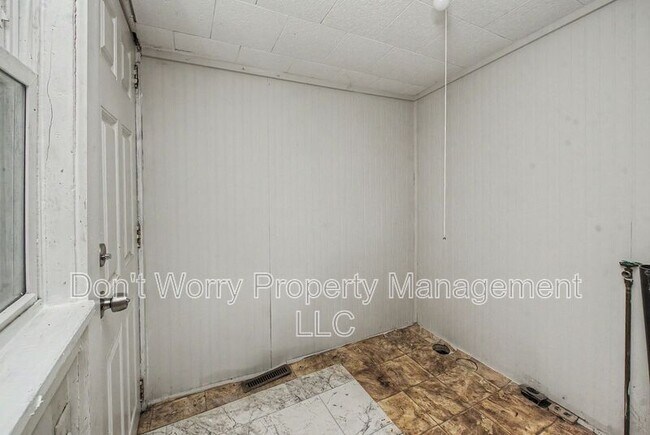 Building Photo - 4106 Lexwin Ave