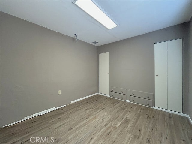 Building Photo - 235 E 43rd St