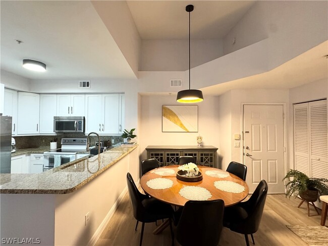 Building Photo - 1190 Reserve Way