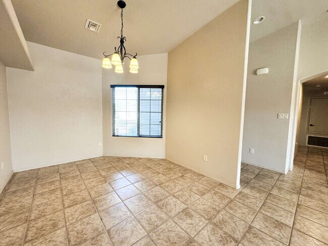 Building Photo - "Spacious 4-Bedroom, 2-Bathroom SOLAR Home in Mesa del Sol!"