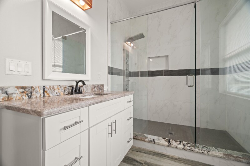 Building Photo - 6016 82nd Terrace N