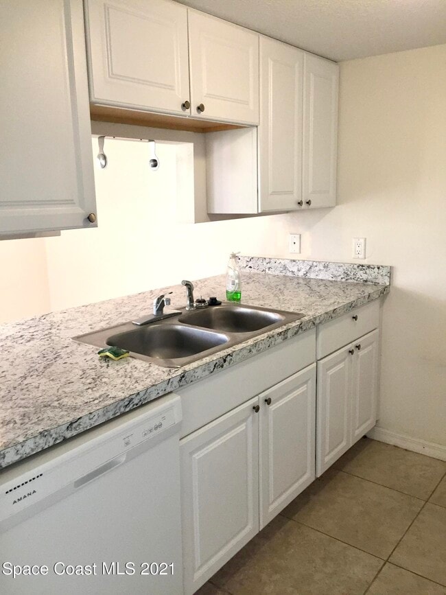 Building Photo - 179 San Juan Cir