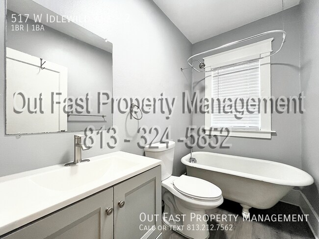 Building Photo - 517 W Idlewild Ave