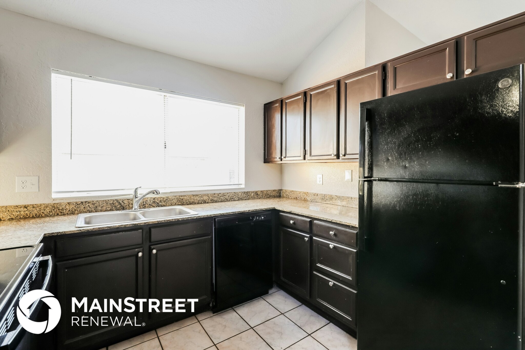 Building Photo - 3069 W Camino Fresco