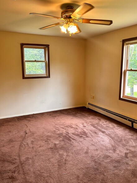 Building Photo - 47 Lakeland Dr