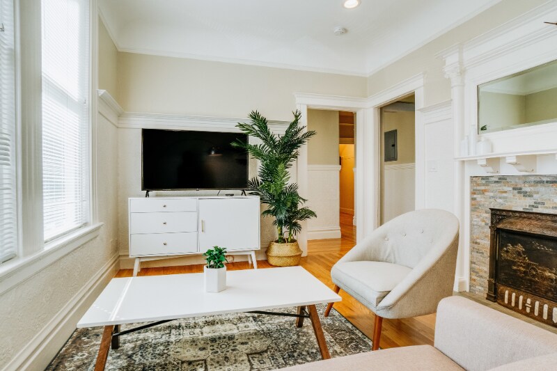 Building Photo - 1043-1049-1049 Noe St