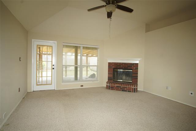 Building Photo - 1614 Loveland Dr