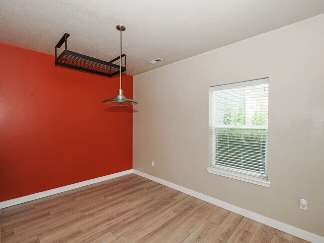 Building Photo - 3794 Lilac Heights Dr